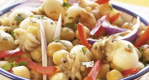 recipe image Salada de choquinhos com grão