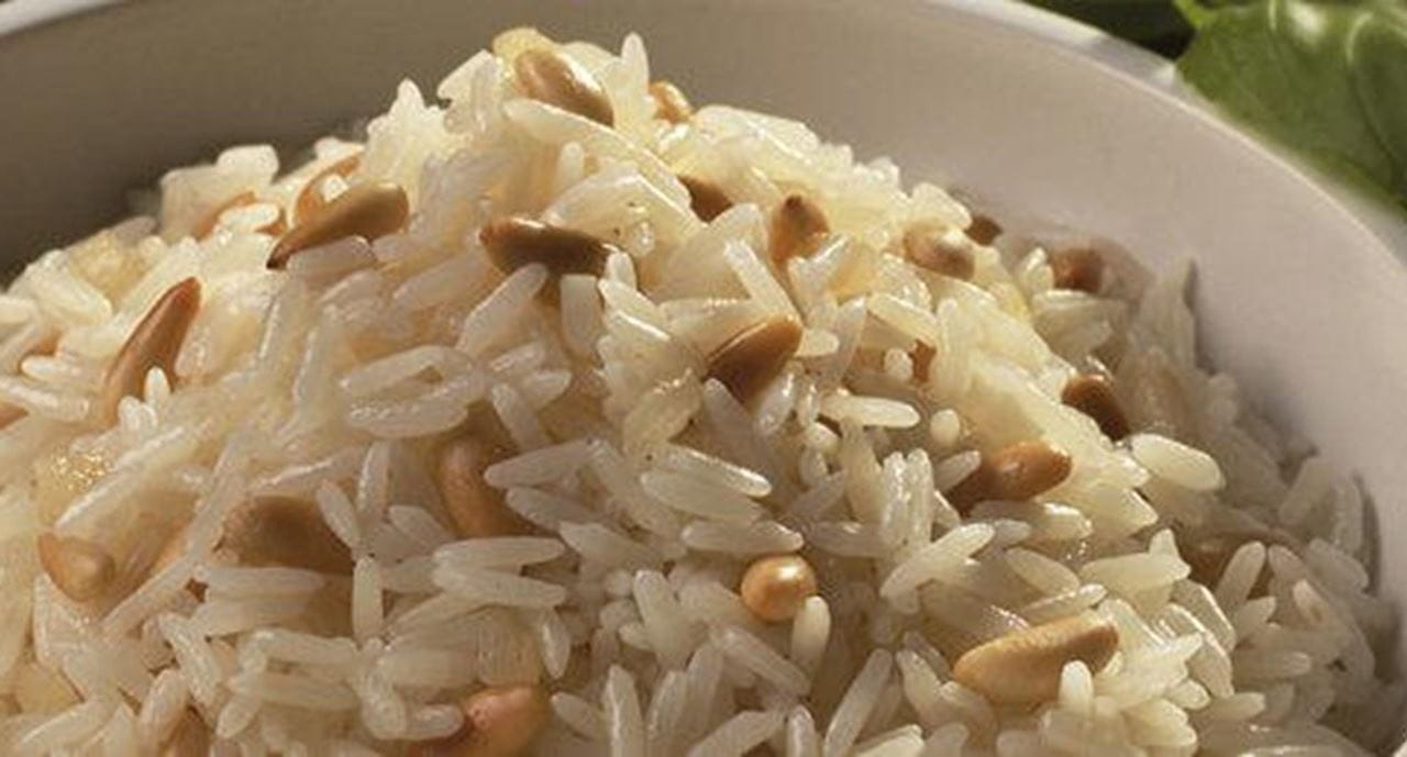 recipe image Arroz Pilaf com Pinhões