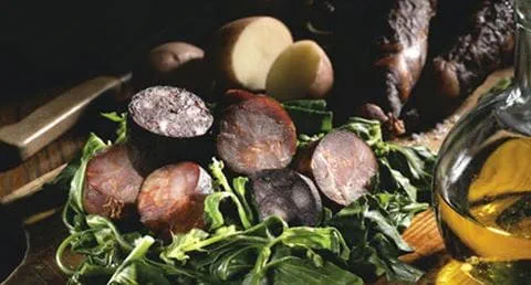 recipe image Enchidos da Beira com Grelos