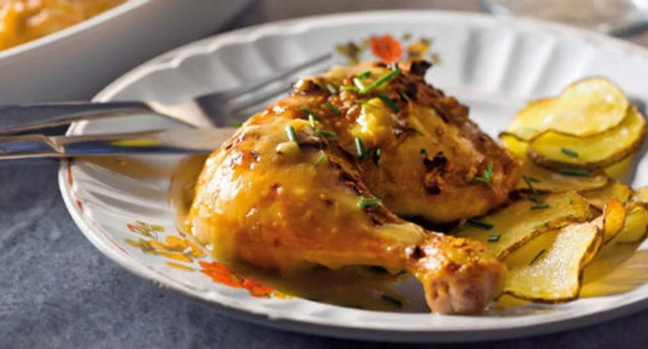 recipe image Perninhas de frango com molho de cebola e cerveja