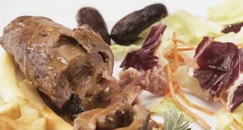 recipe image Bifes Enrolados com Tâmaras e Molho de Cerveja