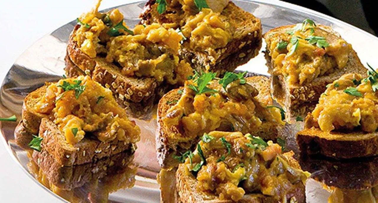 recipe image Cogumelos com farinheira e ovos mexidos