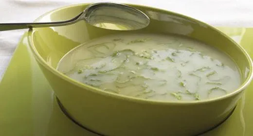 recipe image Sopa de Alface Portuguesa