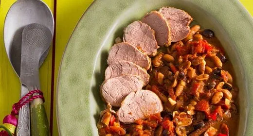 recipe image Lombinhos de porco no tacho com azeitonas e amendoim