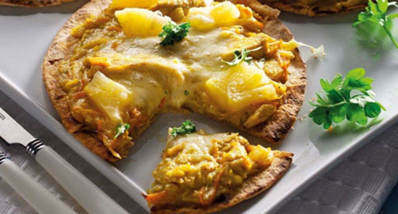 recipe image Pizzas orientais de frango e coentros