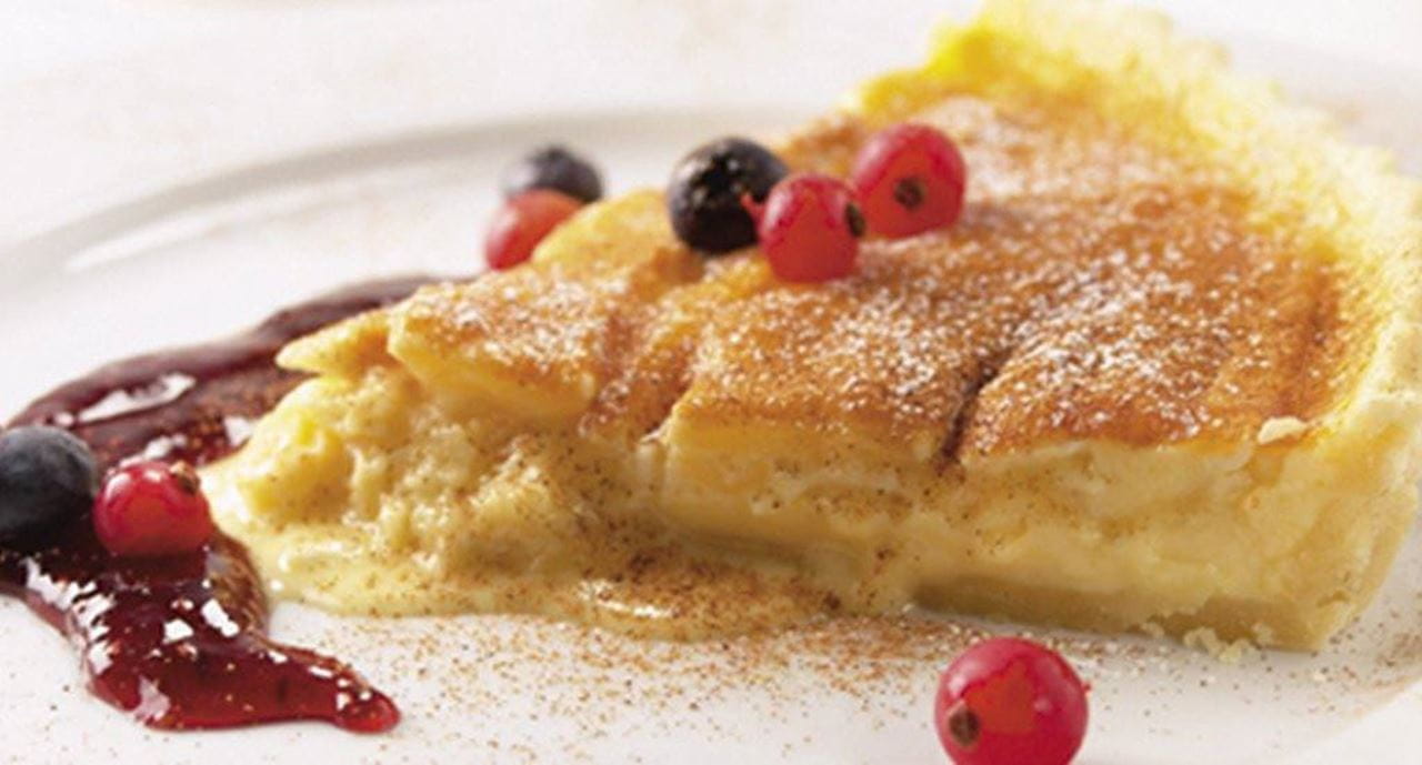 recipe image Tarte quente de brie com compota de frutos vermelhos