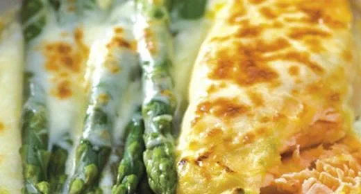 recipe image Lombos de salmão no forno como molho especial de espargos