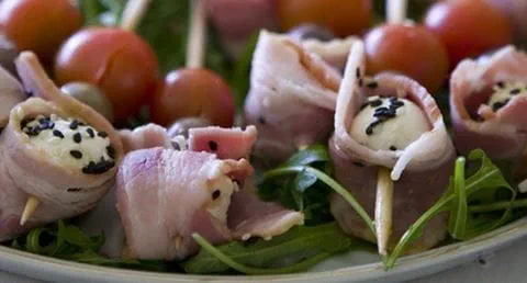 recipe image Espetadas de mozzarella e bacon
