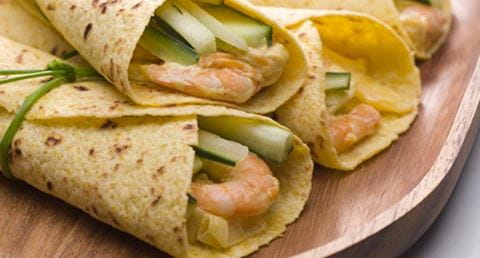 recipe image Burritos de camarão com  alperce e vegetais
