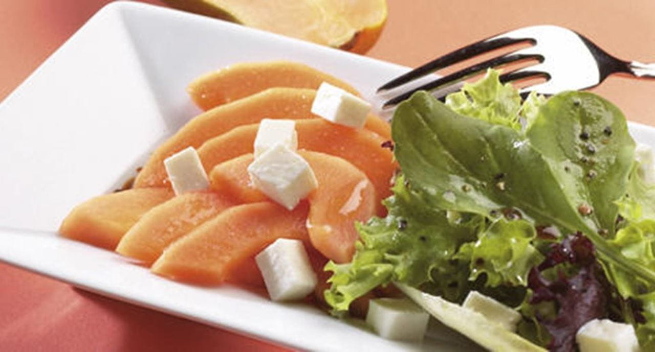 recipe image Salada de Papaia com Requeijão
