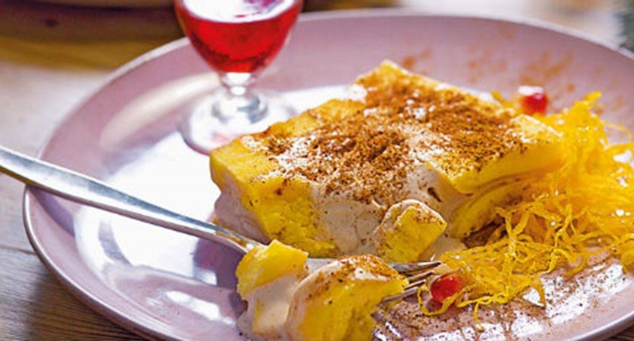 recipe image Sobremesa de gelado de castanha e torta de Azeitão