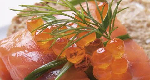 recipe image Trouxas de Salmão Fumado com Requeijão