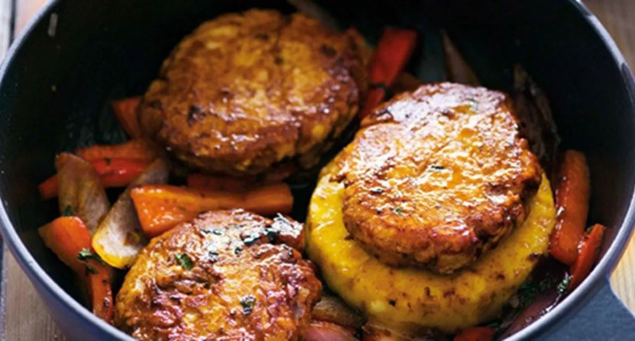 recipe image “Hambúrguer” de frango com ananás e molho teriyaki