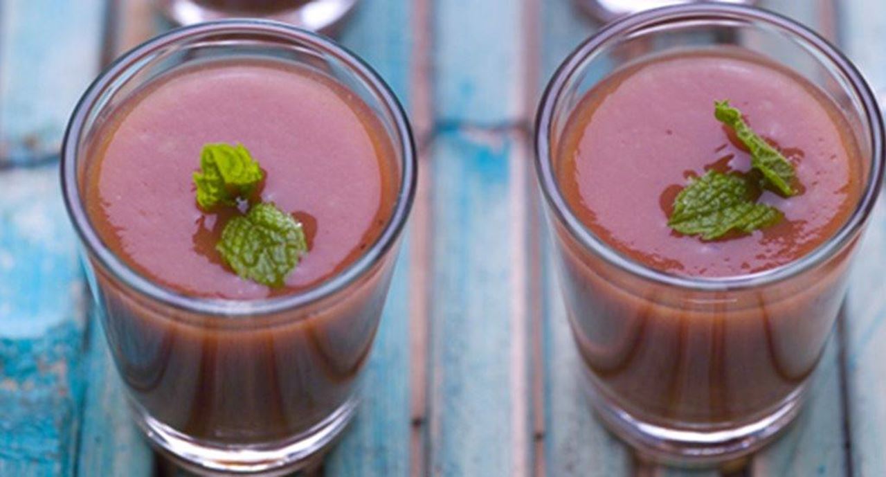 recipe image Sumo de frutos vermelhos, melão e manga