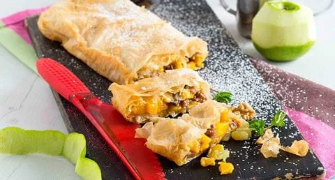 recipe image Strudel de manga e maçã verde