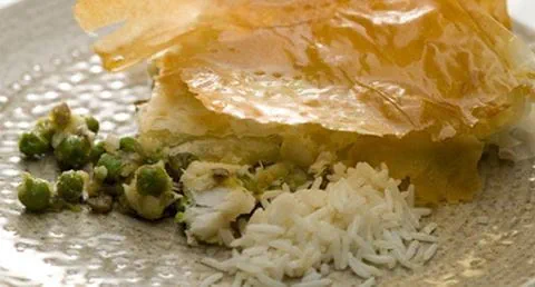 recipe image Empada de peixe e legumes com massa filo