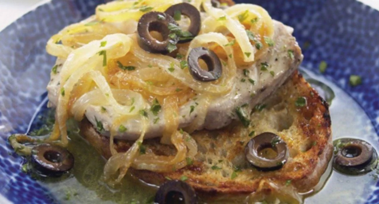 recipe image Cebolada de atum fresco