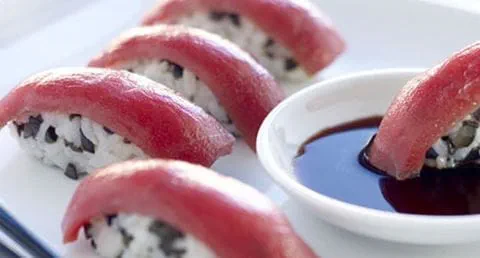 recipe image Sushi com sabor mediterrânico