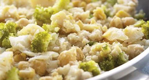 recipe image Migas de broa com bacalhau e brócolos