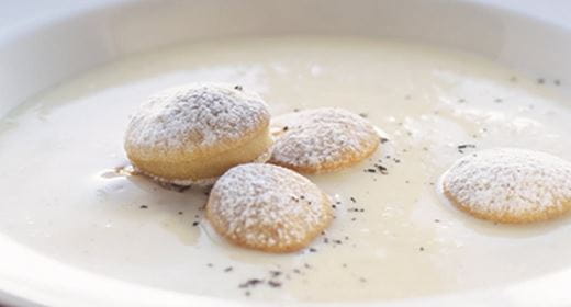 recipe image Pãezinhos com molho de baunilha