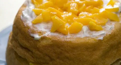recipe image Bolo de fécula com pêssegos