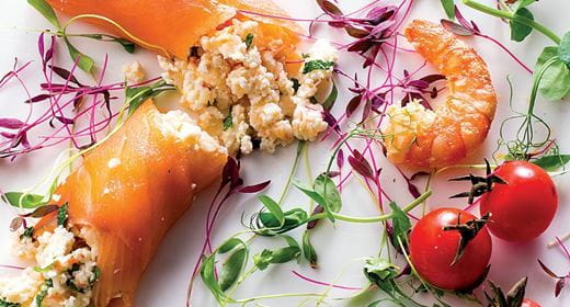 recipe image Rolinhos de Salmão Fumado com Recheio de Camarão