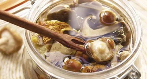 recipe image Conserva de cogumelos em óleo