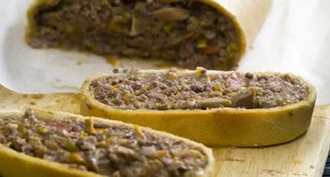 recipe image Rolo de carne em crosta de massa