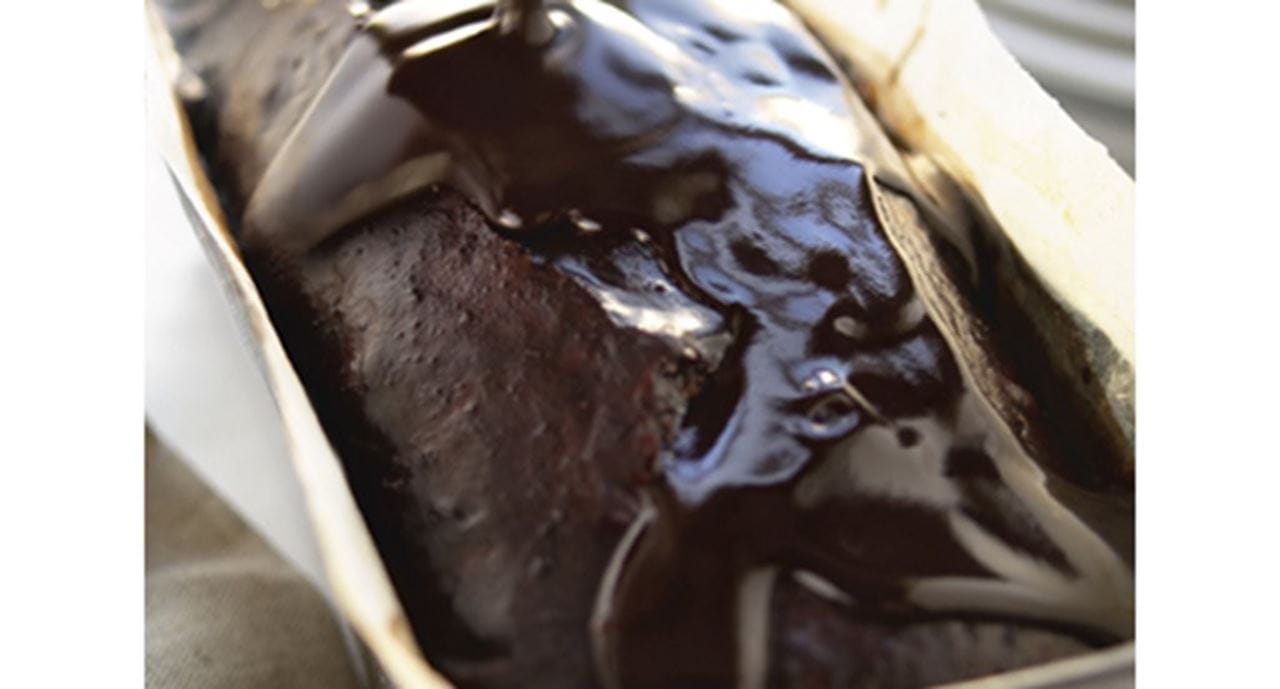 recipe image Bolo ensopado em calda de chocolate