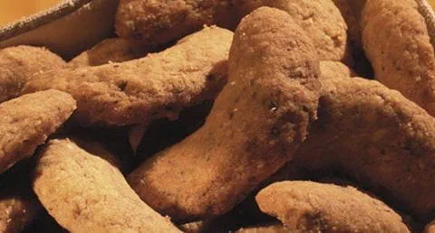 recipe image Meias Luas Mulatas