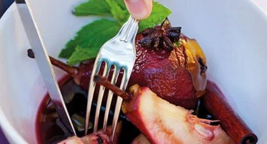 recipe image Peras em vinho tinto com ginginha