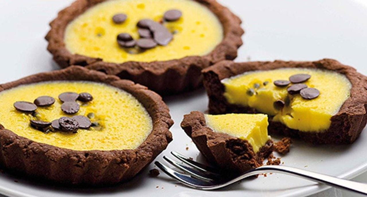 recipe image Tarteletes de chocolate com creme de maracujá