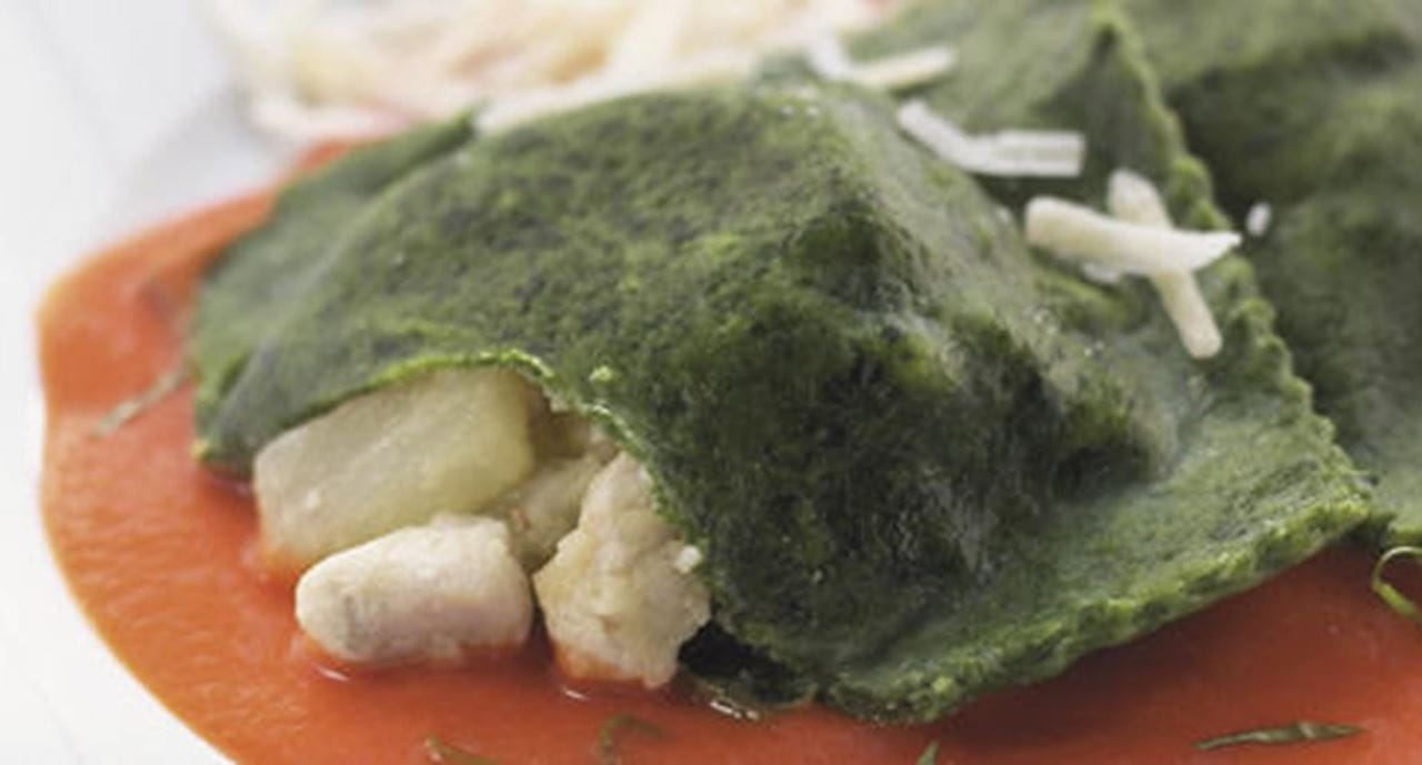 recipe image Raviolli Verdes com Frango e Ananás