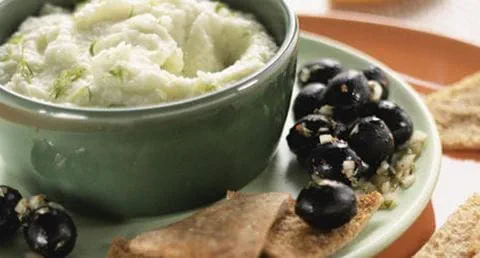 recipe image Tzatziki ( Dip de Pepino com Iogurte)