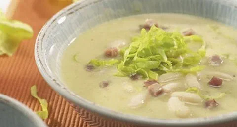 recipe image Creme de Feijão Branco com Alface