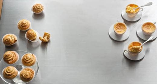 recipe image Caracóis de erva-doce com recheio de amêndoa e canela