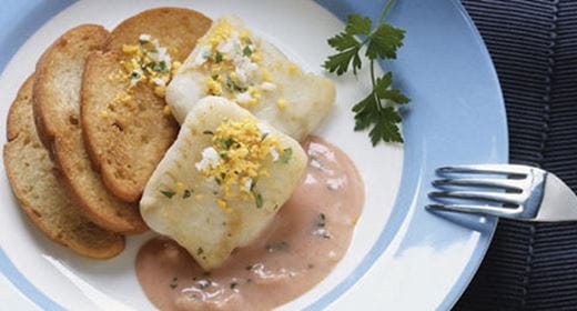 recipe image Medalhões de Pescada com Creme Lagosteiro