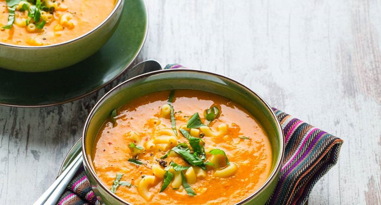 recipe image Sopa de Tomate com Batata Doce e Massinha