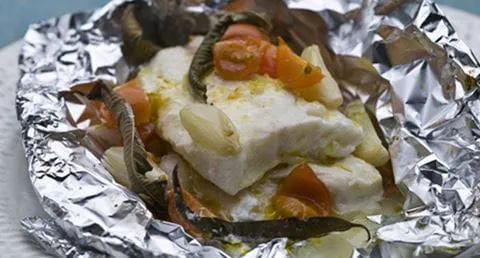 recipe image Bacalhau em papelote com lúcia-lima