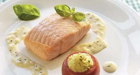 recipe image Lombo de Salmão com Tomate Assado