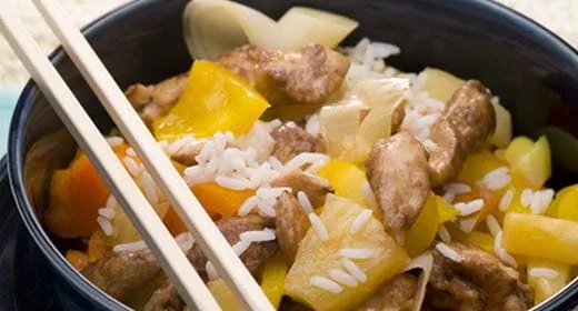 recipe image Frango agridoce com pimentos e ananás