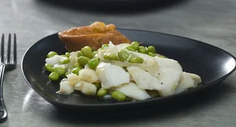 recipe image Bacalhau com soja fresca e fatias douradas