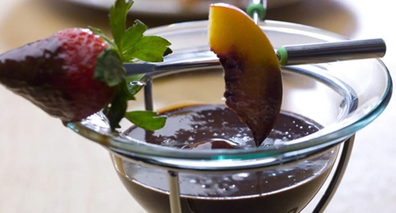 recipe image Fondue de frutos vermelhos