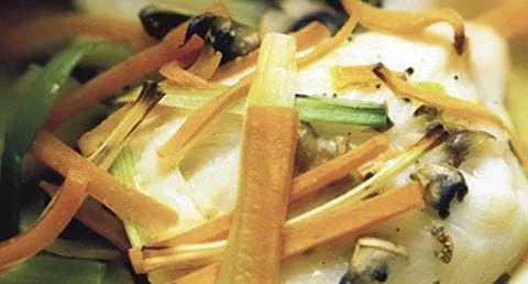 recipe image Papelotes de Pescada com Legumes da Estação e Gambas