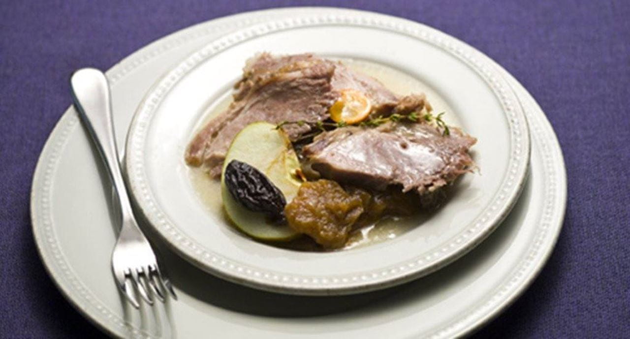 recipe image Lombo de porco com maçã reineta e ameixas secas