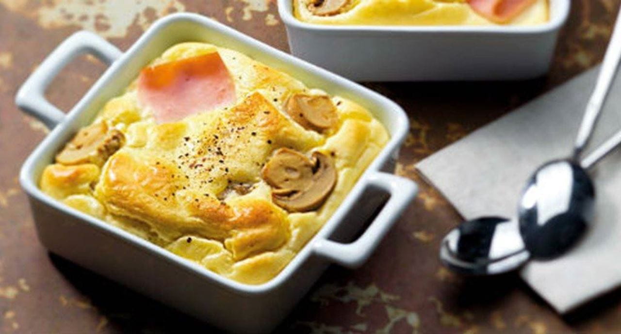 recipe image Omelete soufflé de queijo com ervas aromáticas e cogumelos