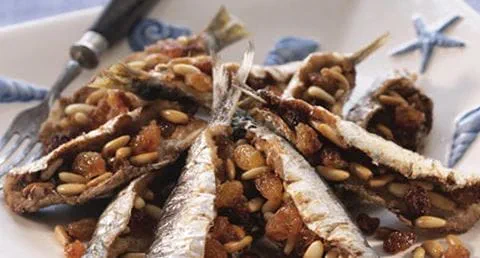 recipe image Sardinhas Recheadas com Passas e Pinhões