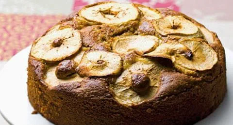 recipe image Bolo de maçã e amêndoa