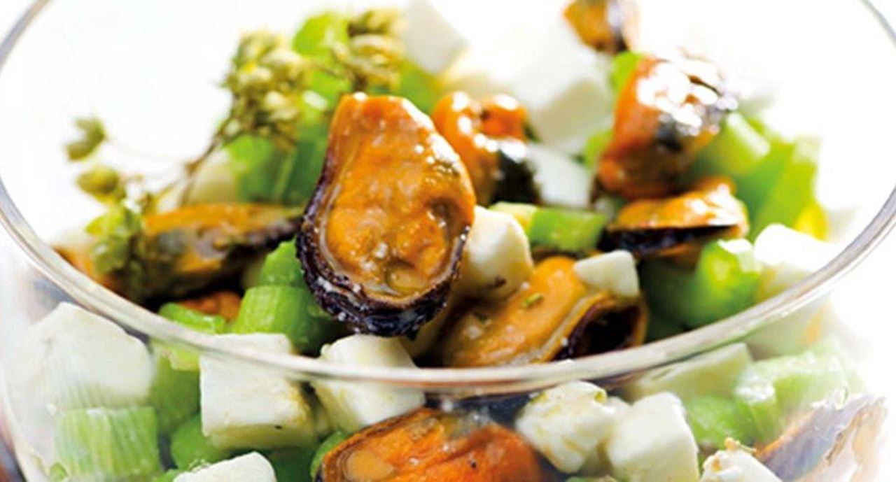 recipe image Salada de mexilhão com queijo feta