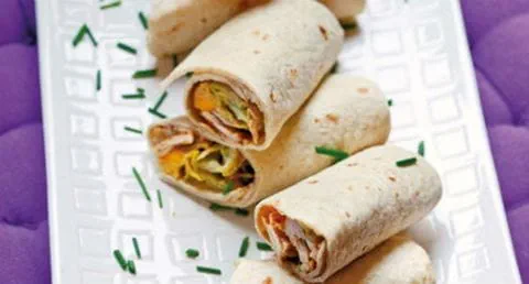 recipe image Wraps de frango com molho de iogurte e manga